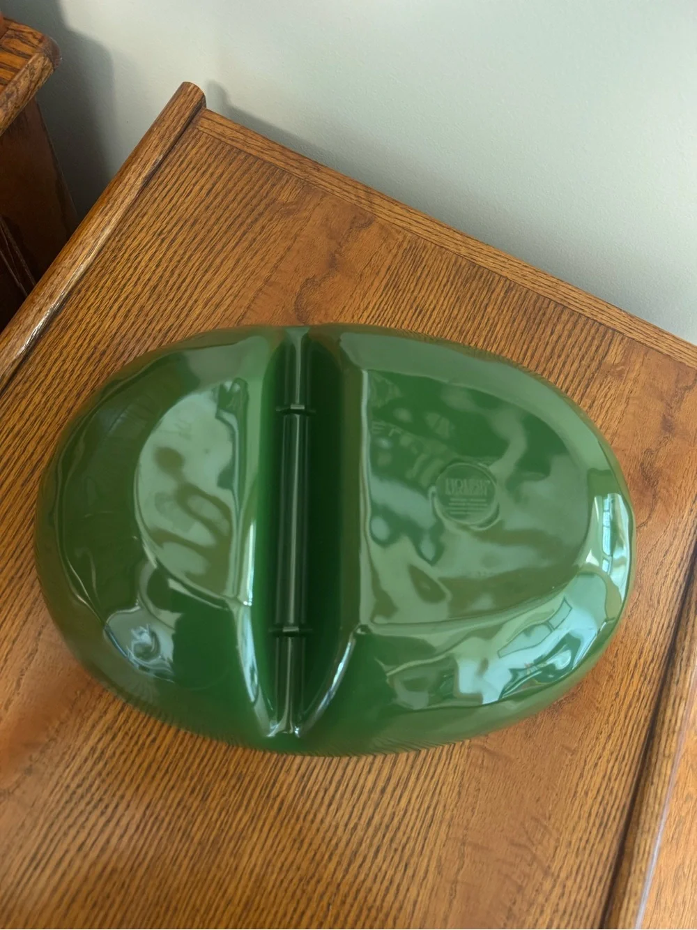 “HOUSE & GARDEN”  RED/GREEN DIVIDED MELAMINE WATERMELON SERVING BOWL